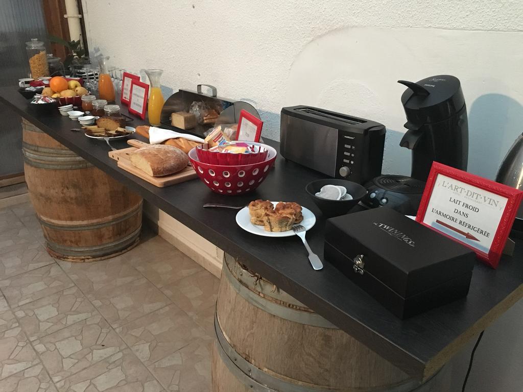 L'Art Dit Vin Saint-Aigulin エクステリア 写真